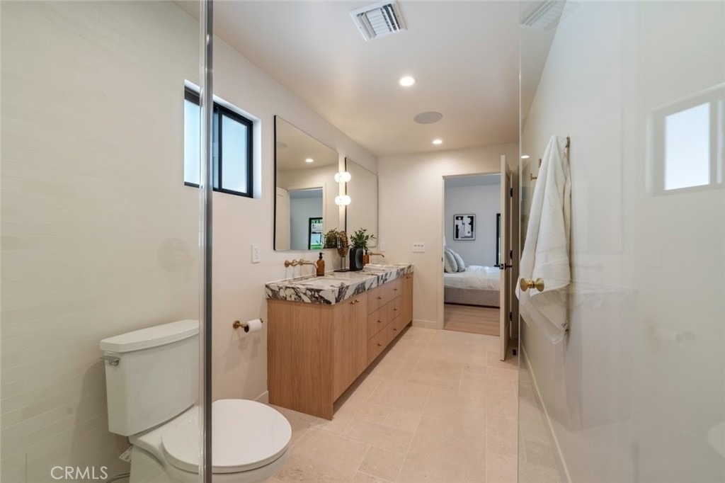 8960 Oak Park Avenue - Photo 50