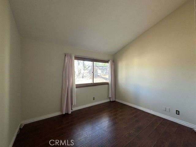 22137 Burbank - Photo 22