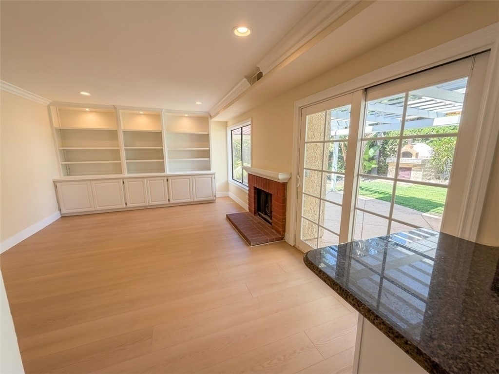 6691 Summerhill Court - Photo 3