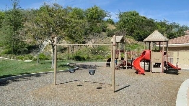 6691 Summerhill Court - Photo 21