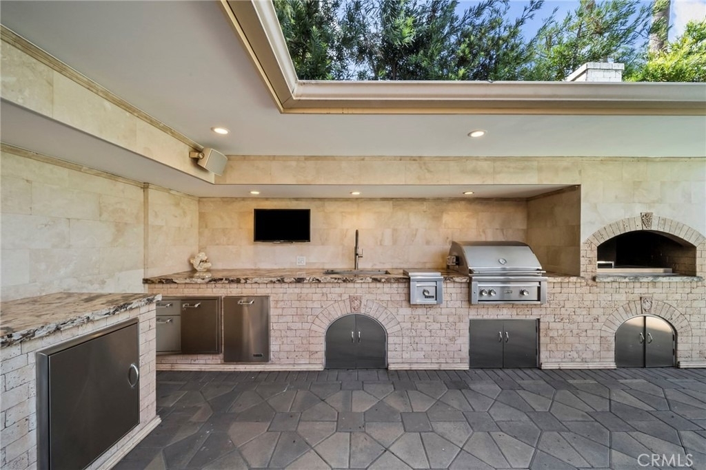 10544 Camarillo Street - Photo 47