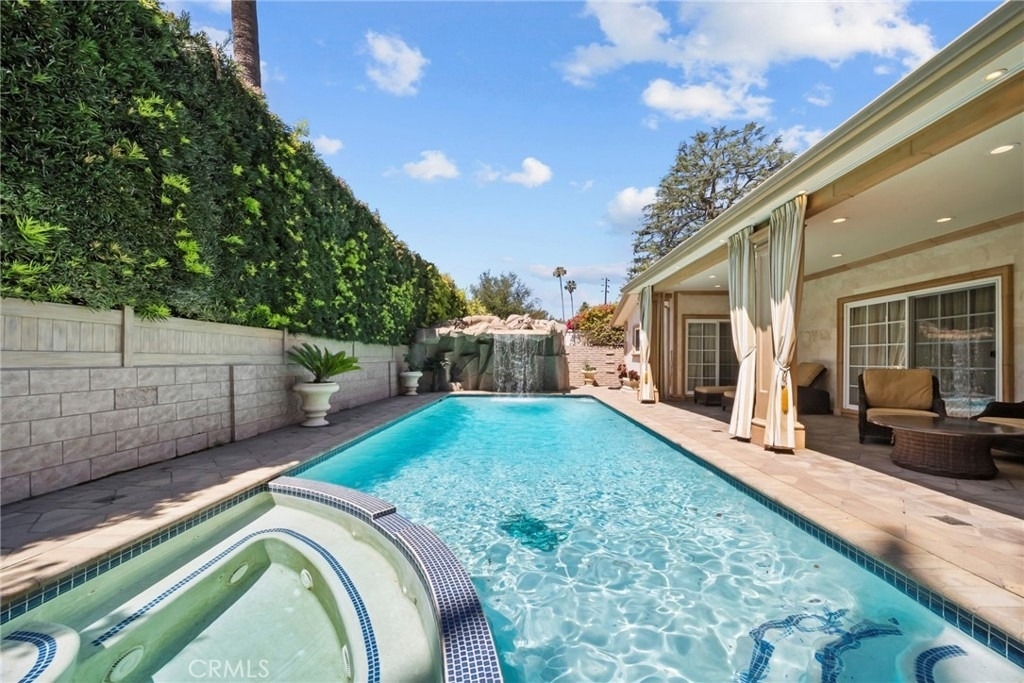 10544 Camarillo Street - Photo 38