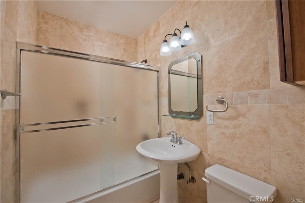 17404 Martha Street - Photo 11