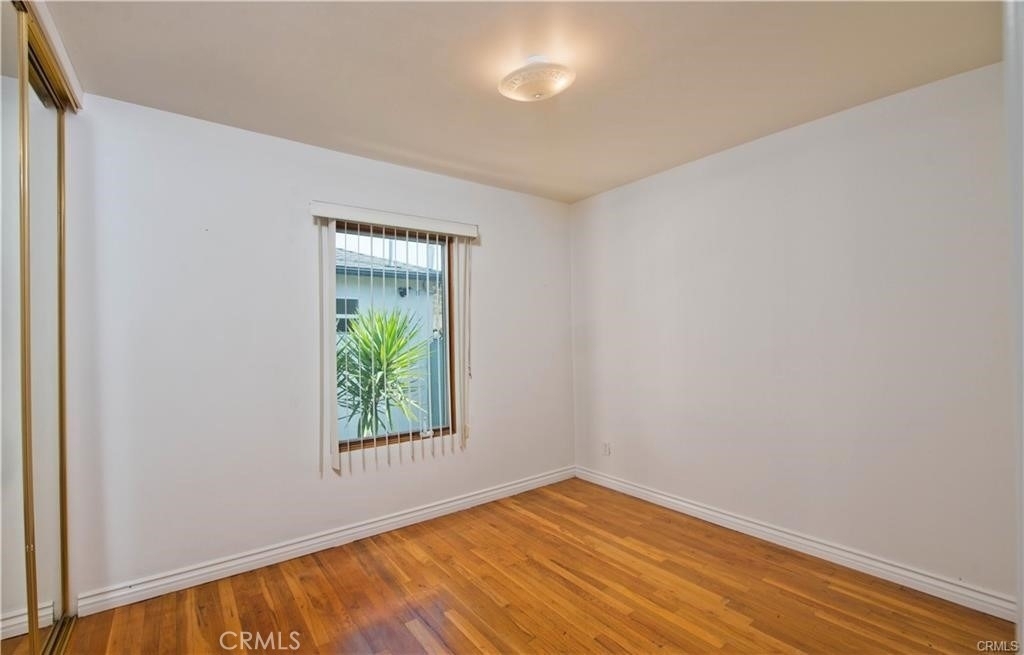 17404 Martha Street - Photo 7