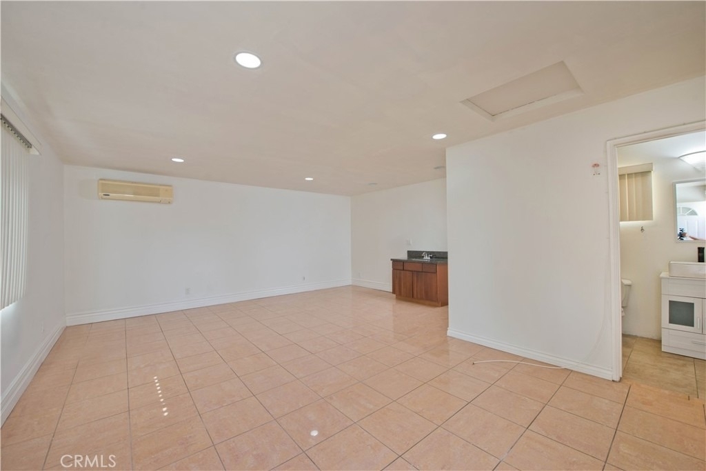 17404 Martha Street - Photo 20