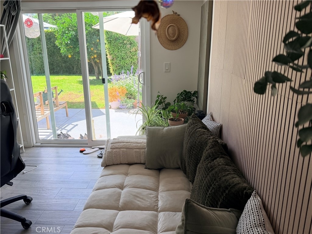7833 Bothwell - Photo 33