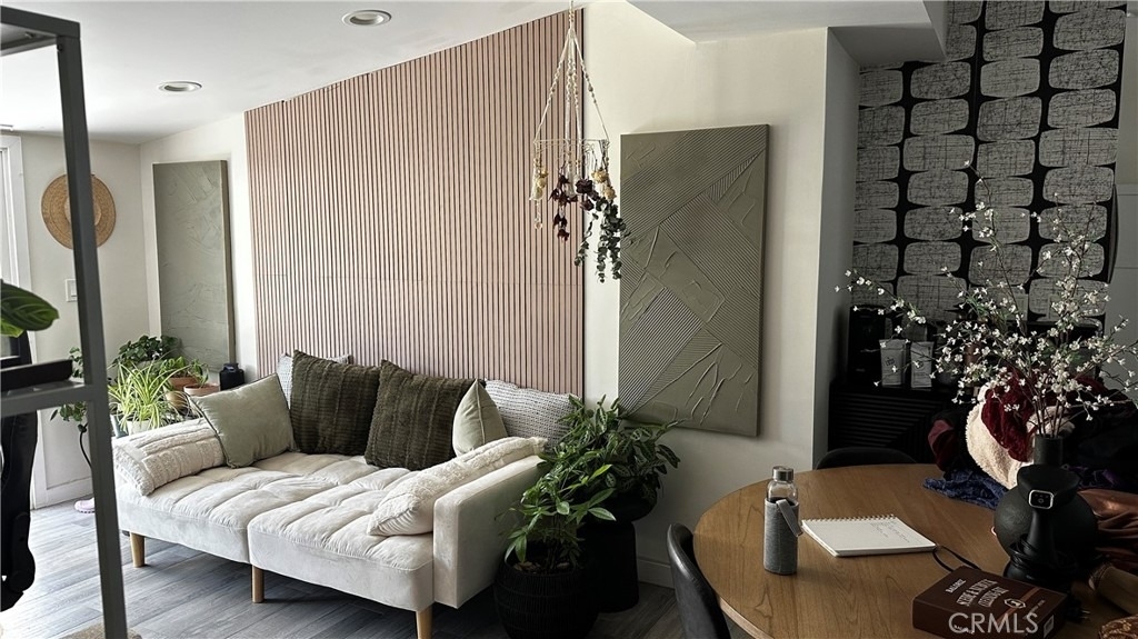 7833 Bothwell - Photo 3