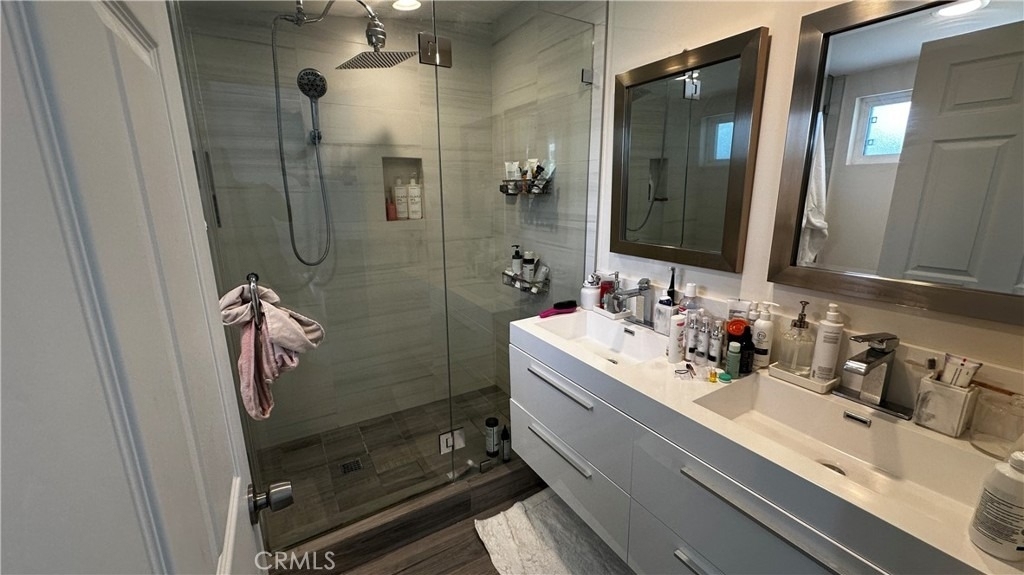 7833 Bothwell - Photo 14