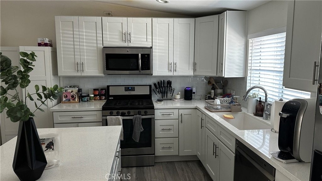 7833 Bothwell - Photo 4