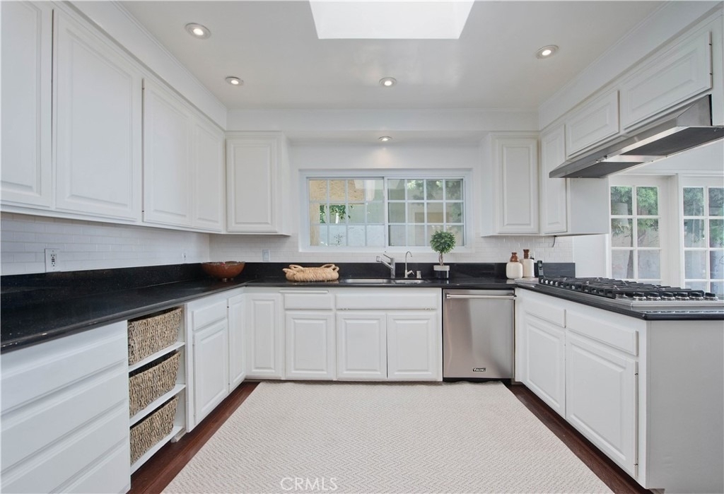 18056 Lake Encino - Photo 6