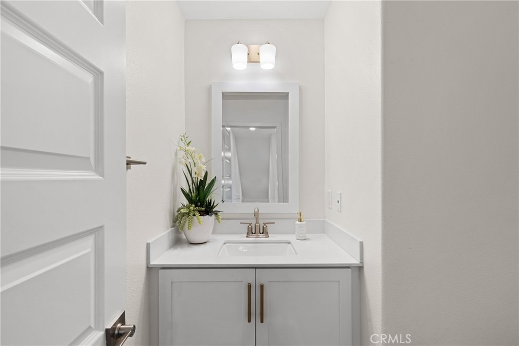 27553 Sanctuary Court - Photo 4