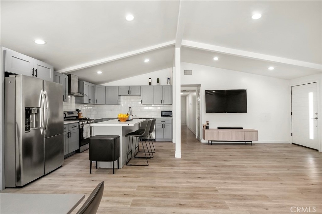 6413 Wystone - Photo 0