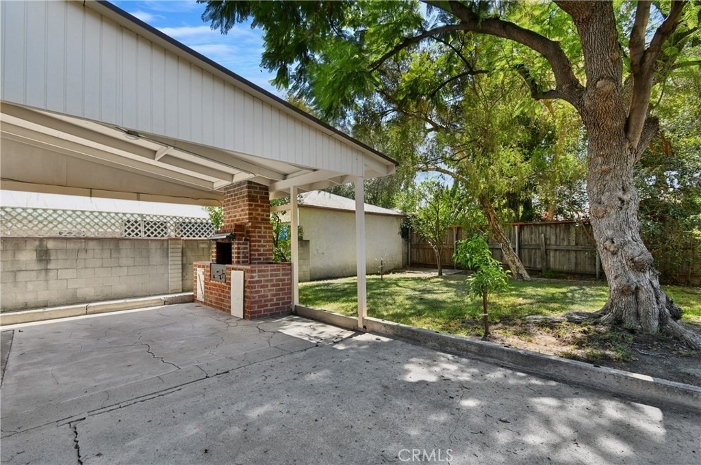 15480 Friar Street - Photo 47