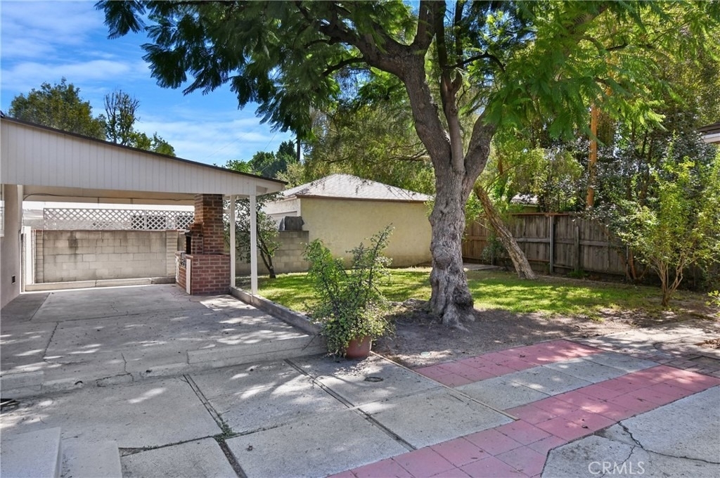 15480 Friar Street - Photo 46