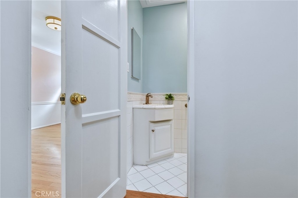 15480 Friar Street - Photo 30