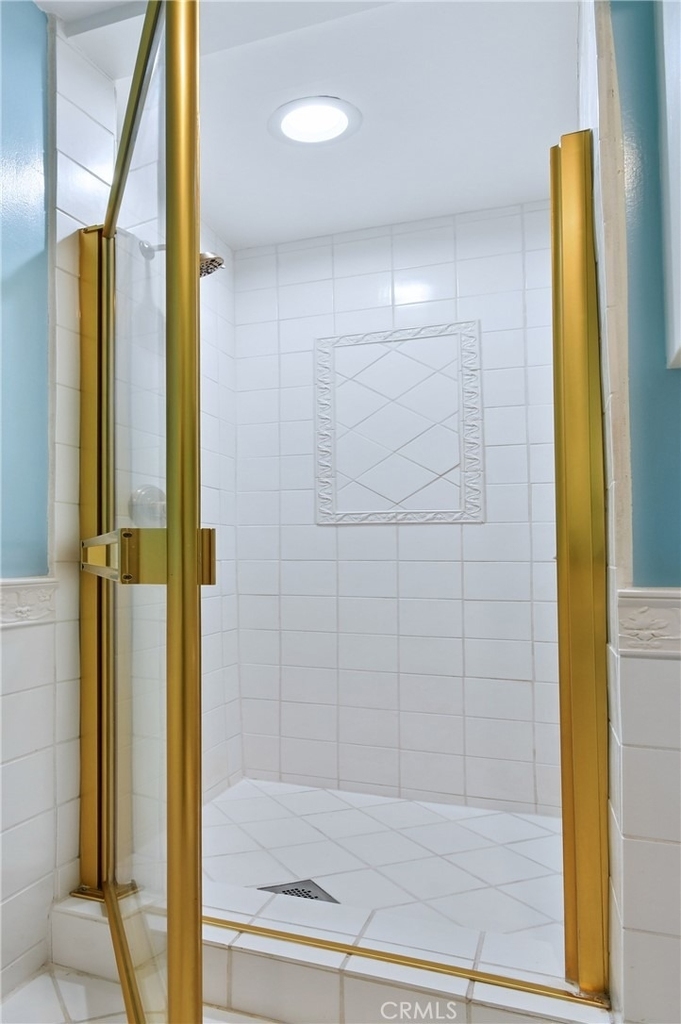 15480 Friar Street - Photo 33