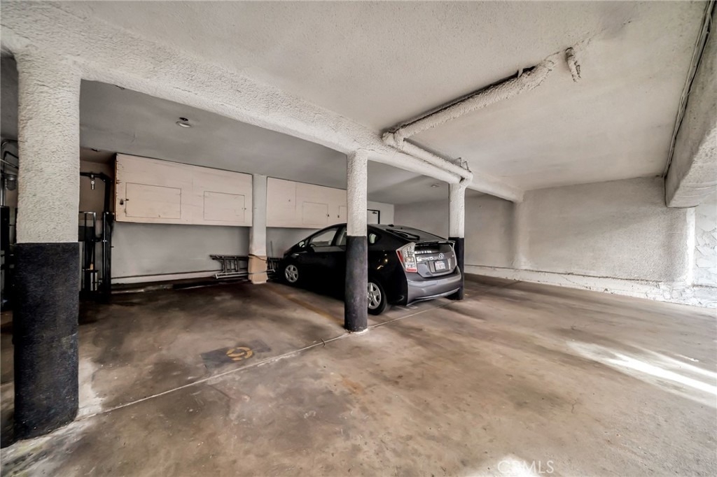 5315 Zelzah - Photo 23