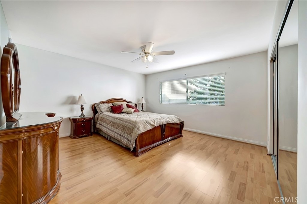 5315 Zelzah - Photo 11