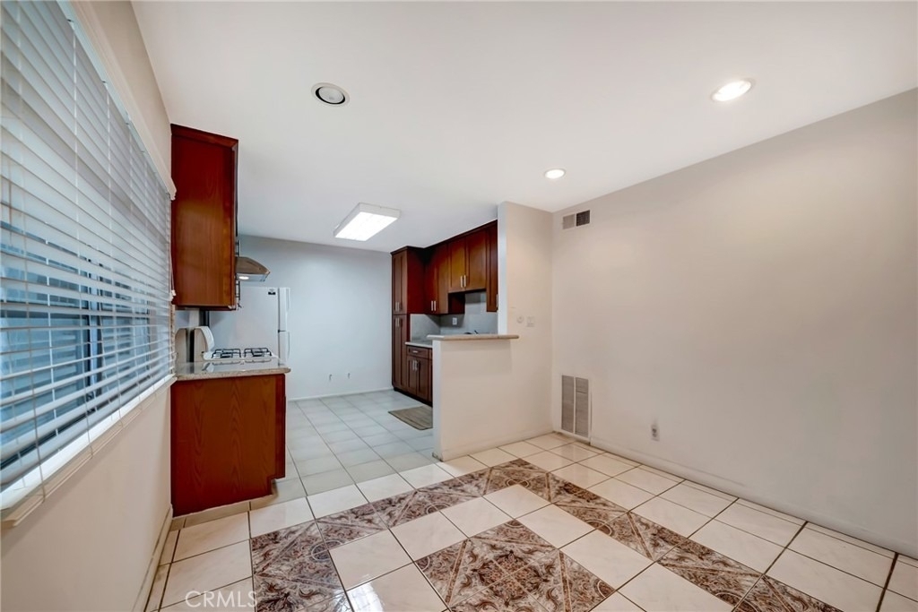 5315 Zelzah - Photo 4