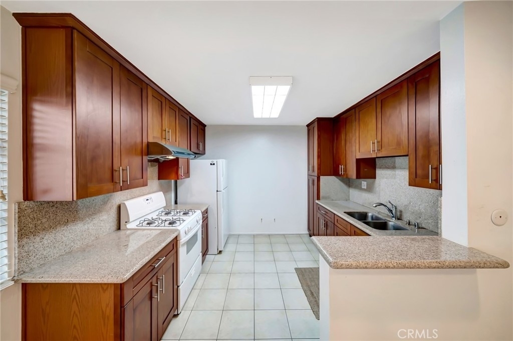 5315 Zelzah - Photo 5