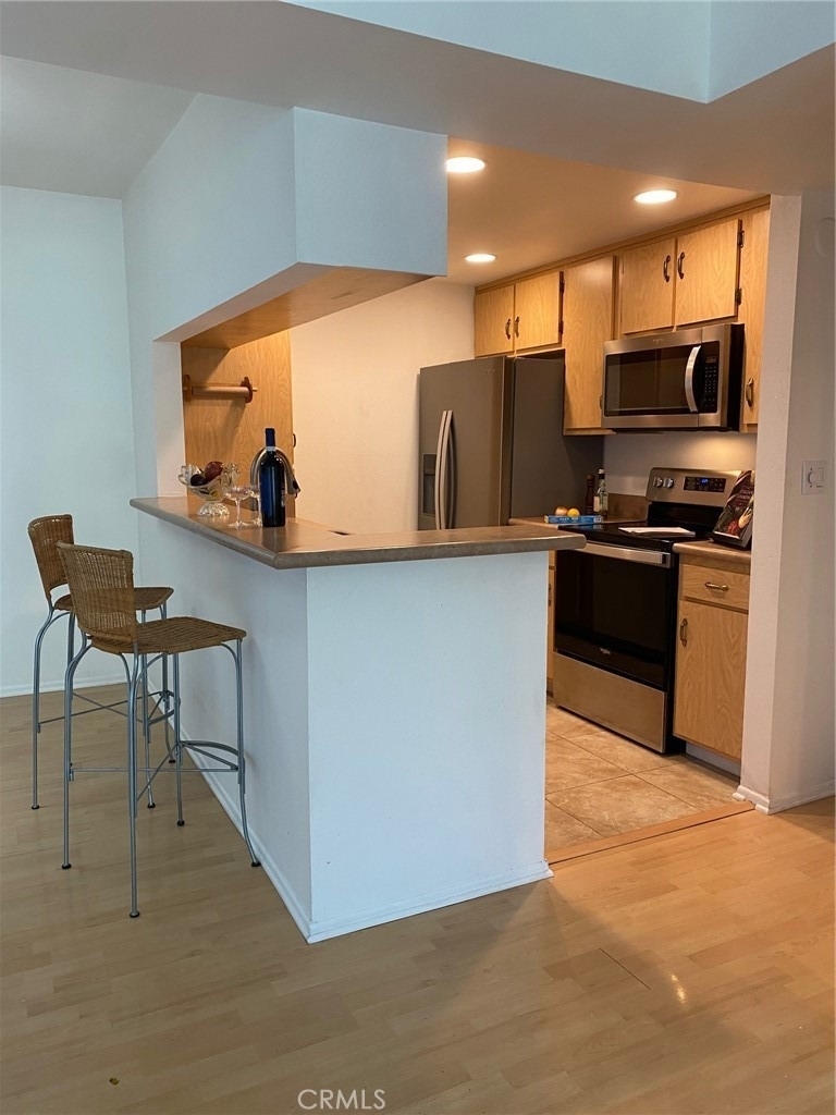 5257 Radford Avenue - Photo 3
