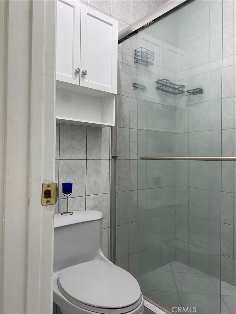 5257 Radford Avenue - Photo 10