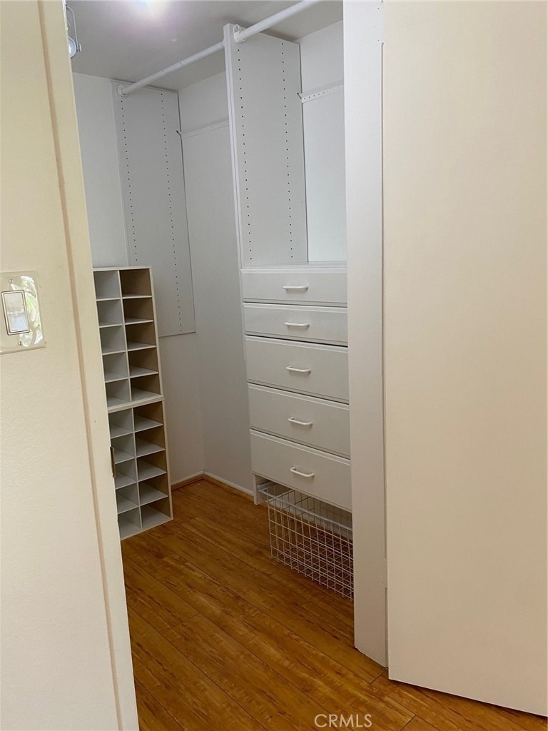 5257 Radford Avenue - Photo 8