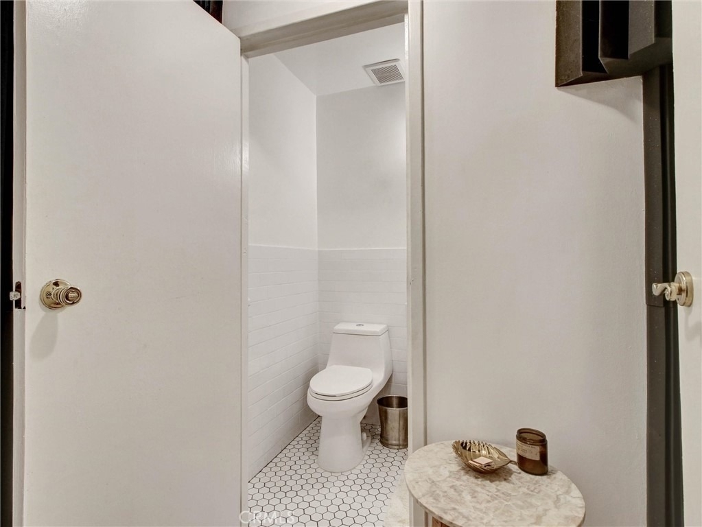 2932 Ledgewood Drive - Photo 10