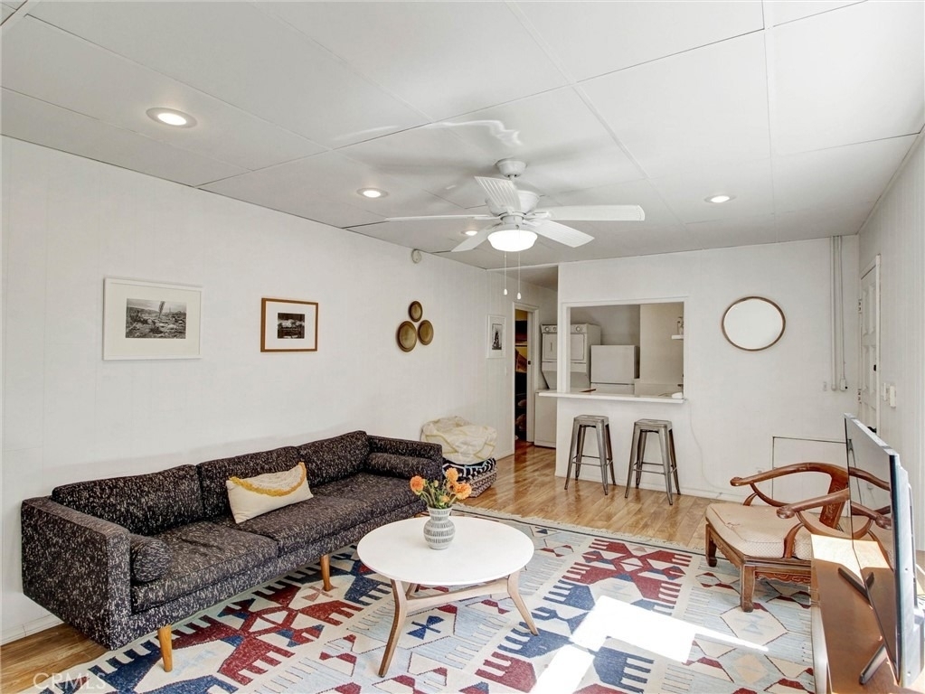 2932 Ledgewood Drive - Photo 3