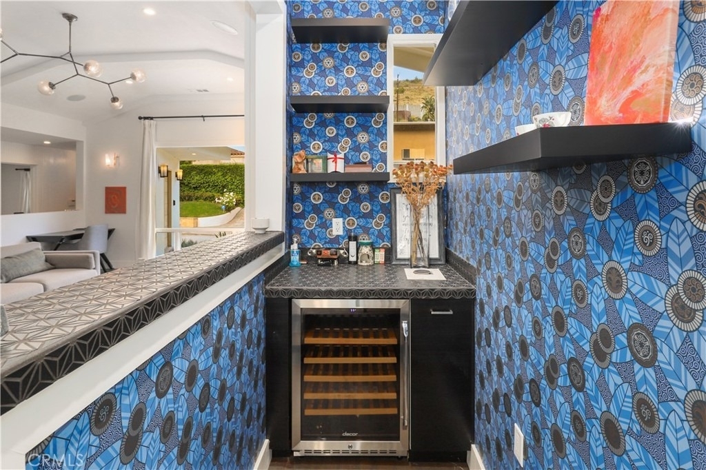 1633 N Beverly Drive - Photo 2