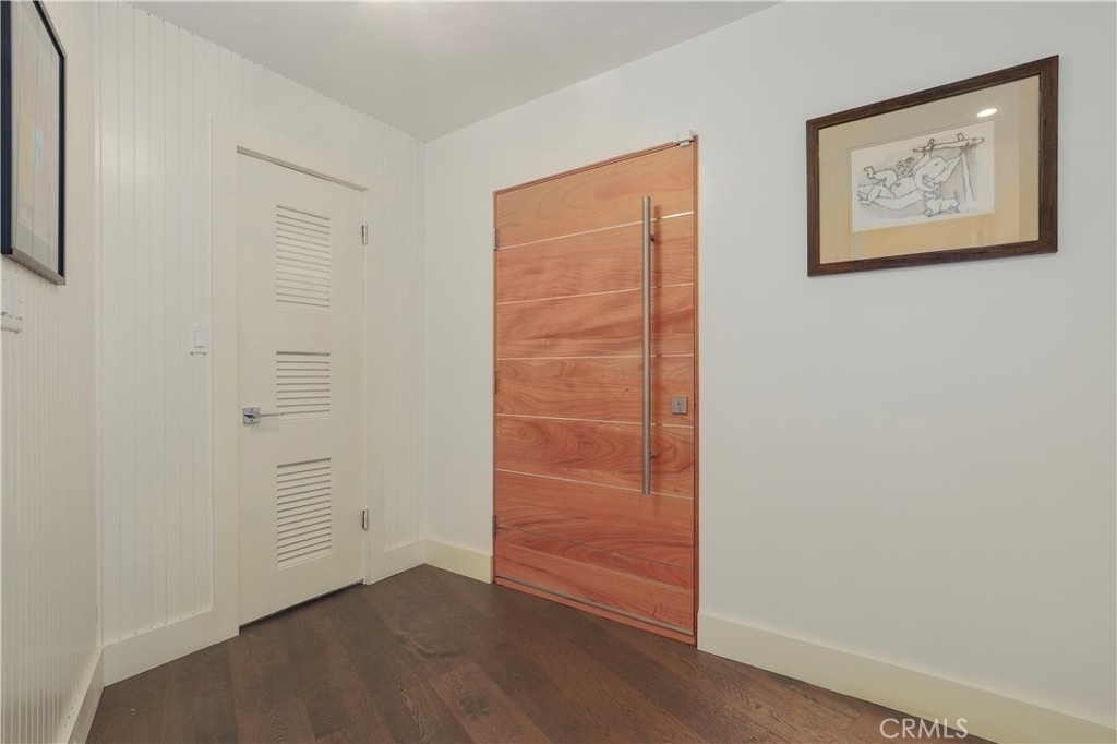 1633 N Beverly Drive - Photo 21