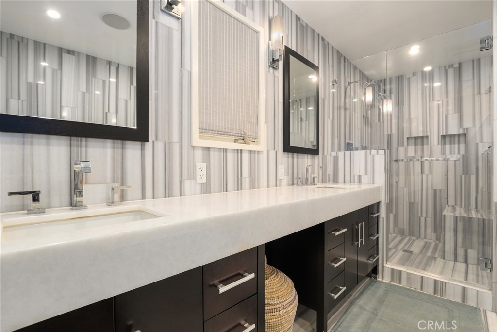 1633 N Beverly Drive - Photo 15