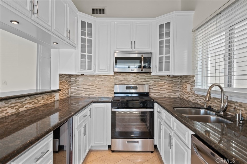 648 Loma - Photo 12