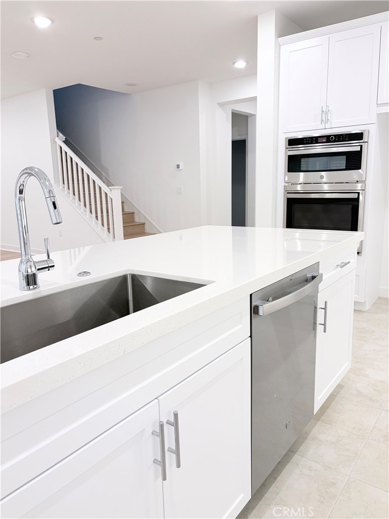 26832 Hadley Avenue - Photo 3