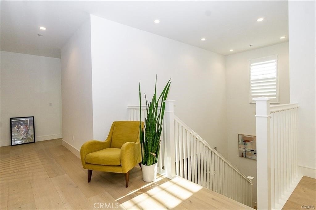 126 Poppyseed - Photo 14