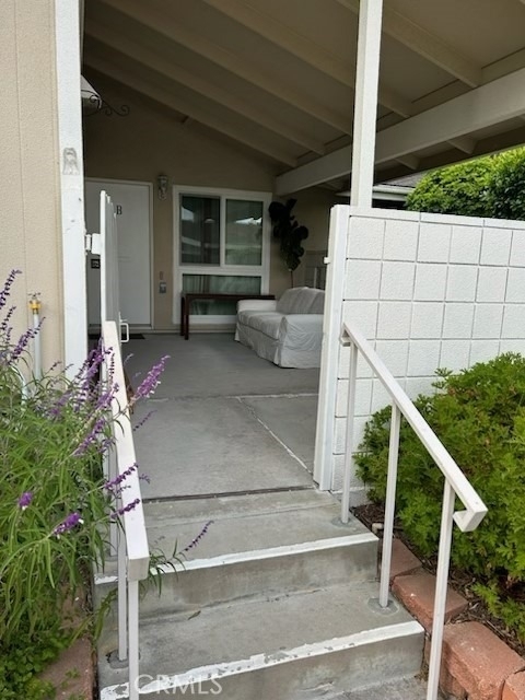 542 Via Estrada - Photo 10