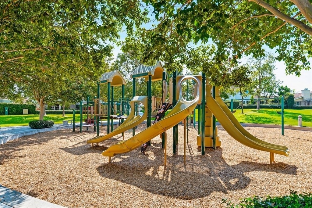 22 Clover - Photo 21