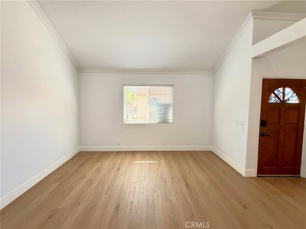 729 S Knott - Photo 3