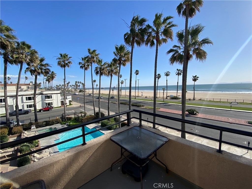 1200 Pacific Coast Hwy 314 - Photo 2
