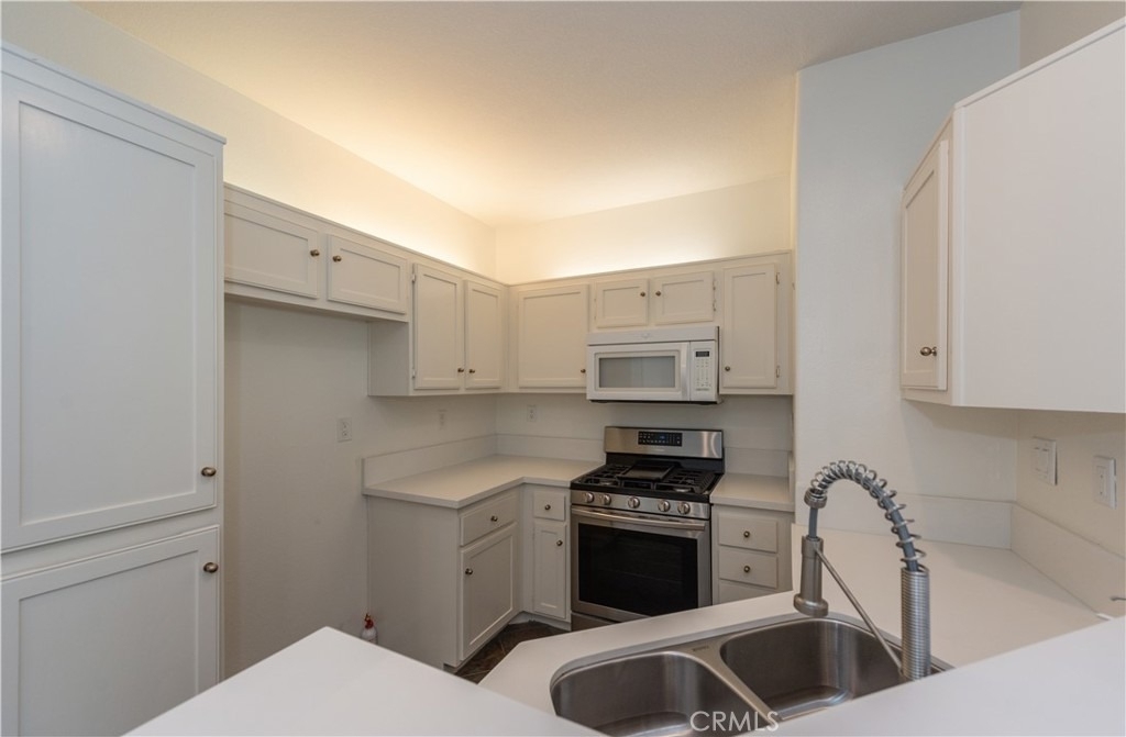 1905 Crescent Oak - Photo 5