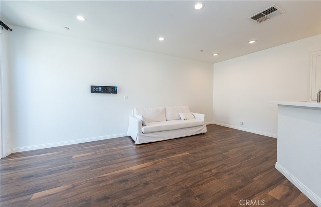 1905 Crescent Oak - Photo 2
