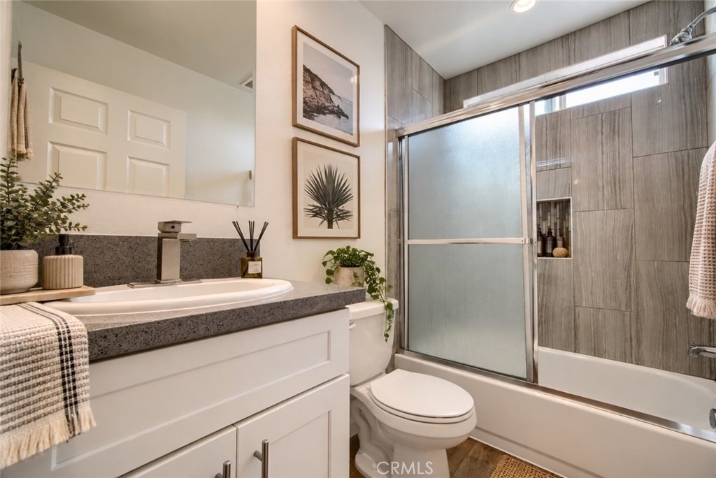 1421 S New Hampshire Avenue - Photo 8