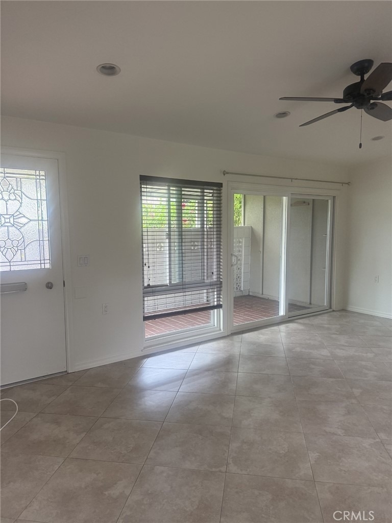 938 Avenida Majorca - Photo 6