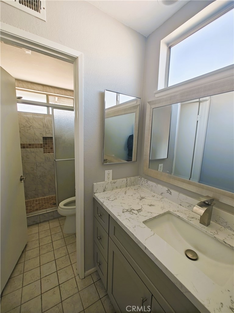 448 E Walnut Avenue - Photo 8