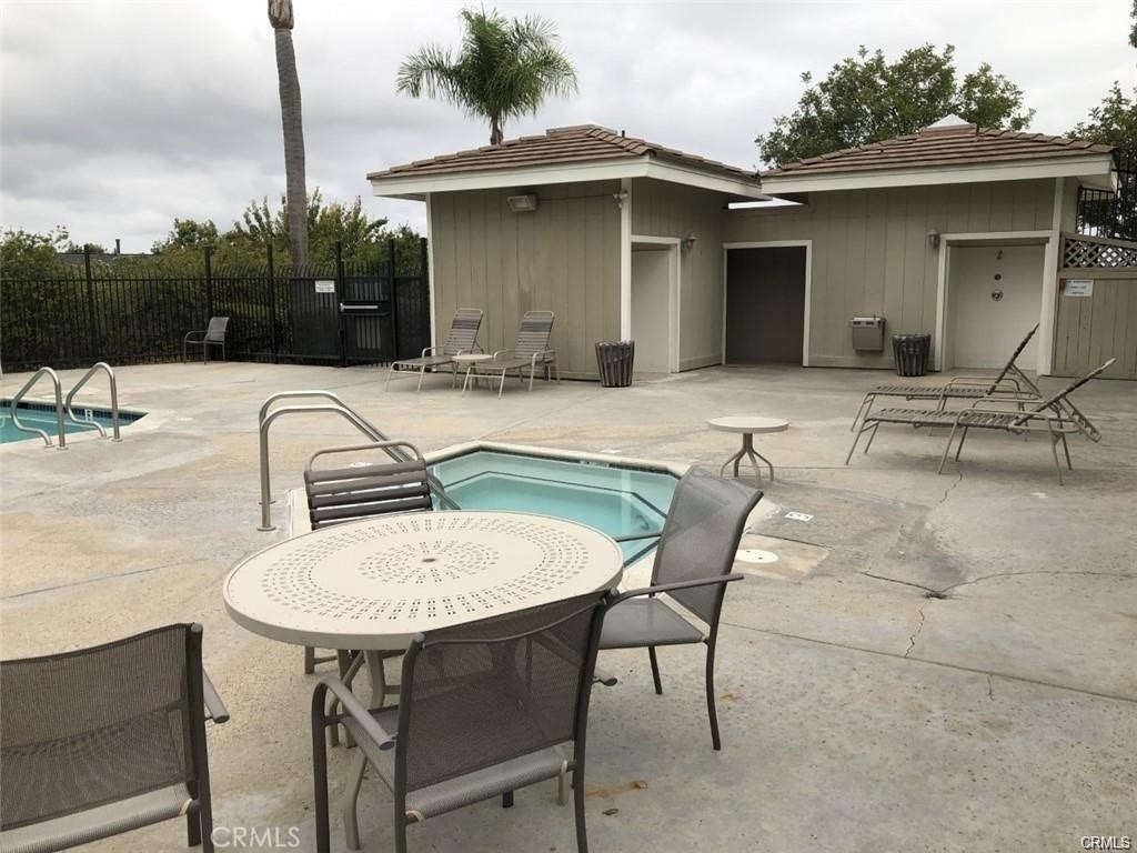 733 Vista Grande - Photo 16