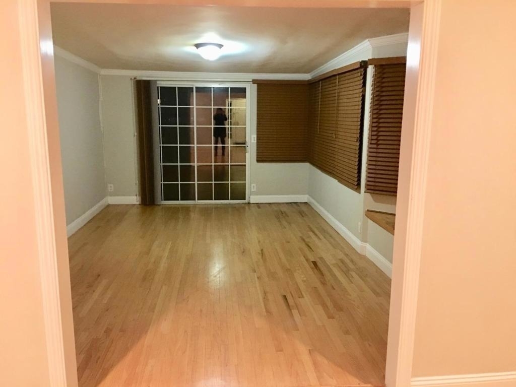 109 Hickory Lane - Photo 2