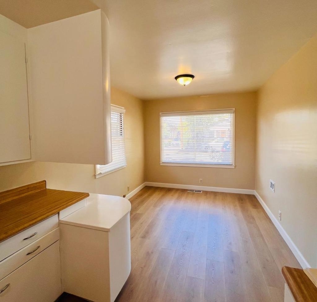 244 Brooklyn Avenue - Photo 2