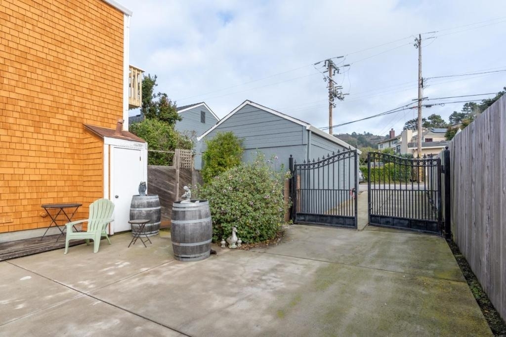 280 Brighton Road - Photo 2
