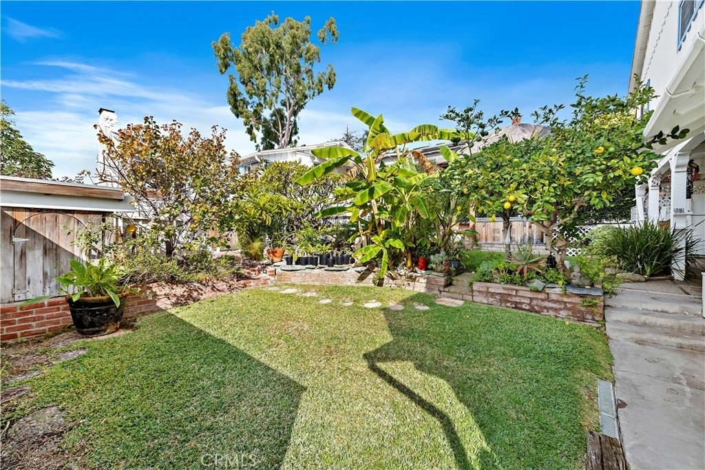 483 Aster Street - Photo 20