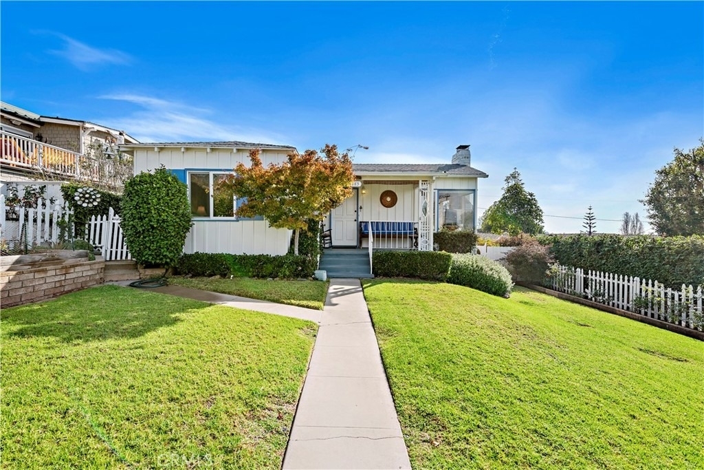 483 Aster Street - Photo 4